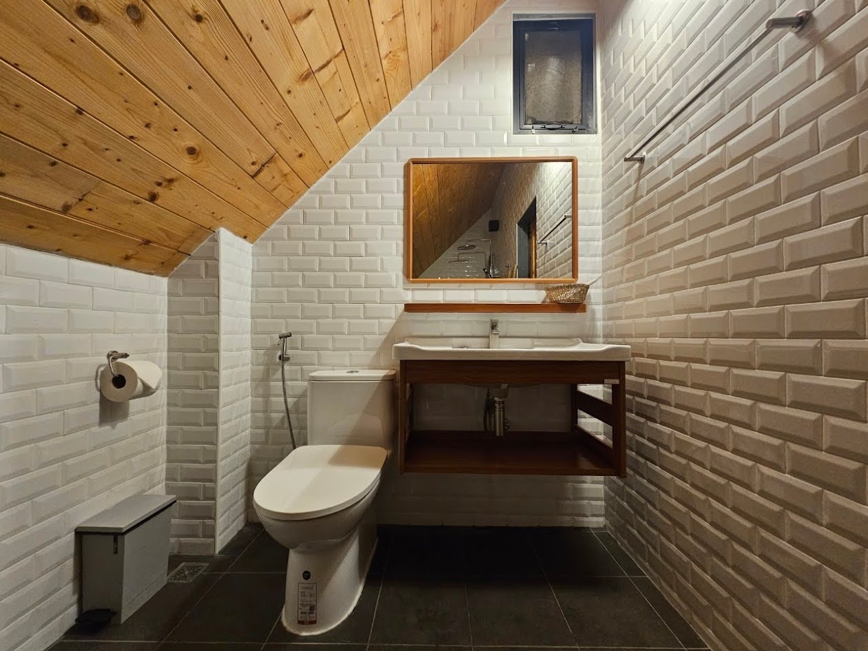 LINE_ALBUM_Take Time Villa_230530_3